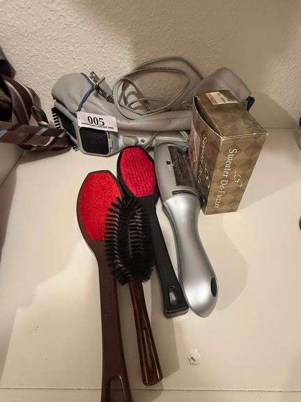 Lint Removers