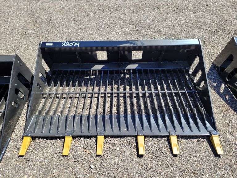 Wolverine  RSB66 Sliding Loader Rock Screening Shovel