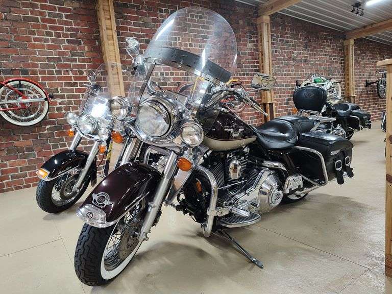 1998 Harley-Davidson FLHRCI Road King Classic Motorcycle