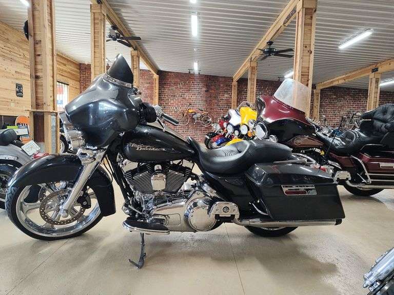 2008 Harley-Davidson FLHX Street Glide Motorcycle