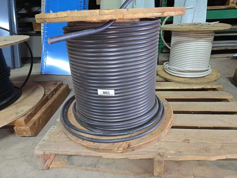 1100ft 2/0 AWG Copper Wire
