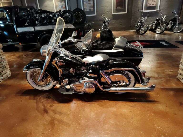 1959 Harley-Davidson Shovelhead Motorcycle w/ Sidecar