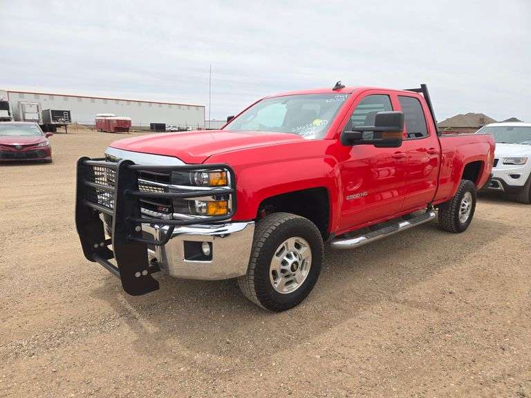 2019  Chevrolet  Silverado 2500 LT  Double Cab / LWB / SWB 4D