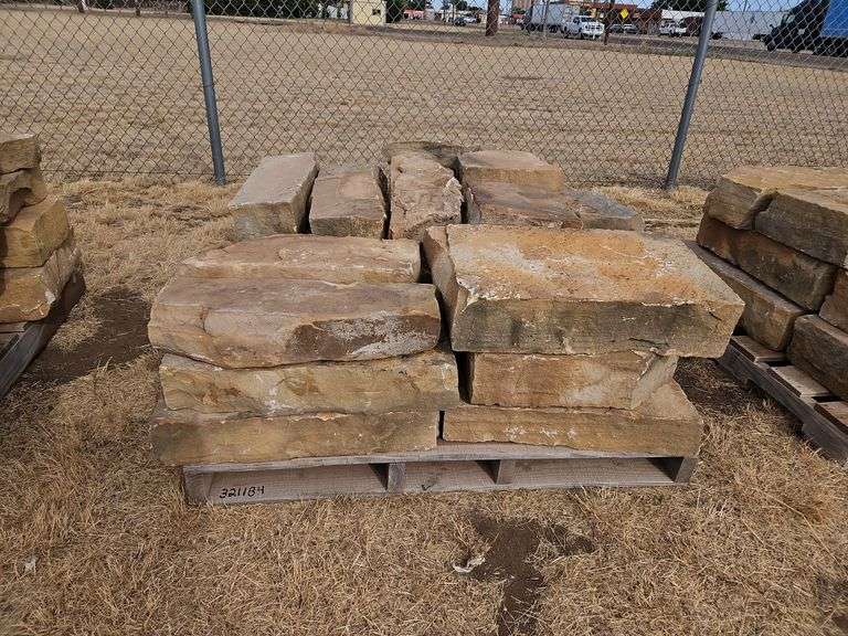 Pallet of Sandstone Wall/Steps/Landscaping Rock