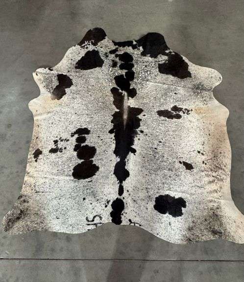 Speckled Black Hide