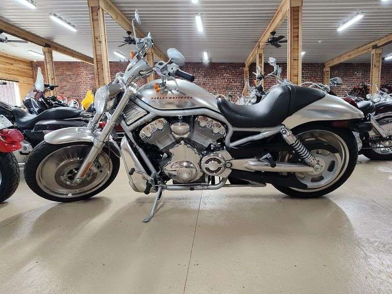 2002 Harley-Davidson VRSCA V-Rod Motorcycle