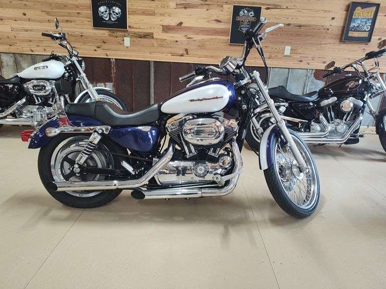 2006 Harley-Davidson XL1200C Sportster 1200 CU Motorcycle