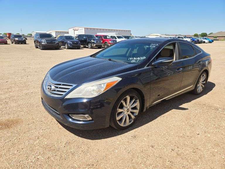 2012  Hyundai  Azera   Sedan 4D