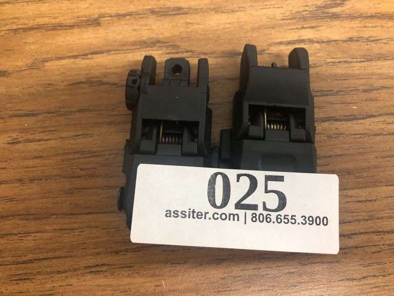 Front & Rear Set Flip-Up Sights for A/R