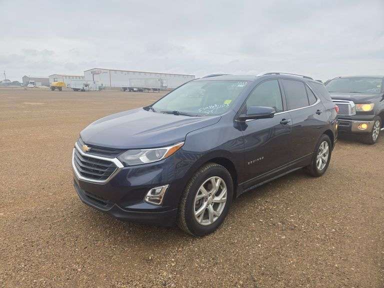 2018  Chevrolet  Equinox LT  SUV 4D