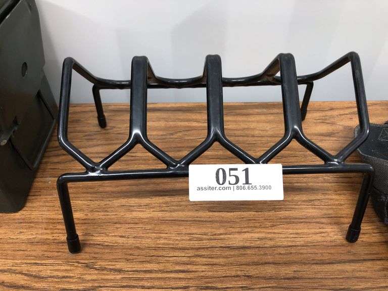 Black Metal Pistol Rack