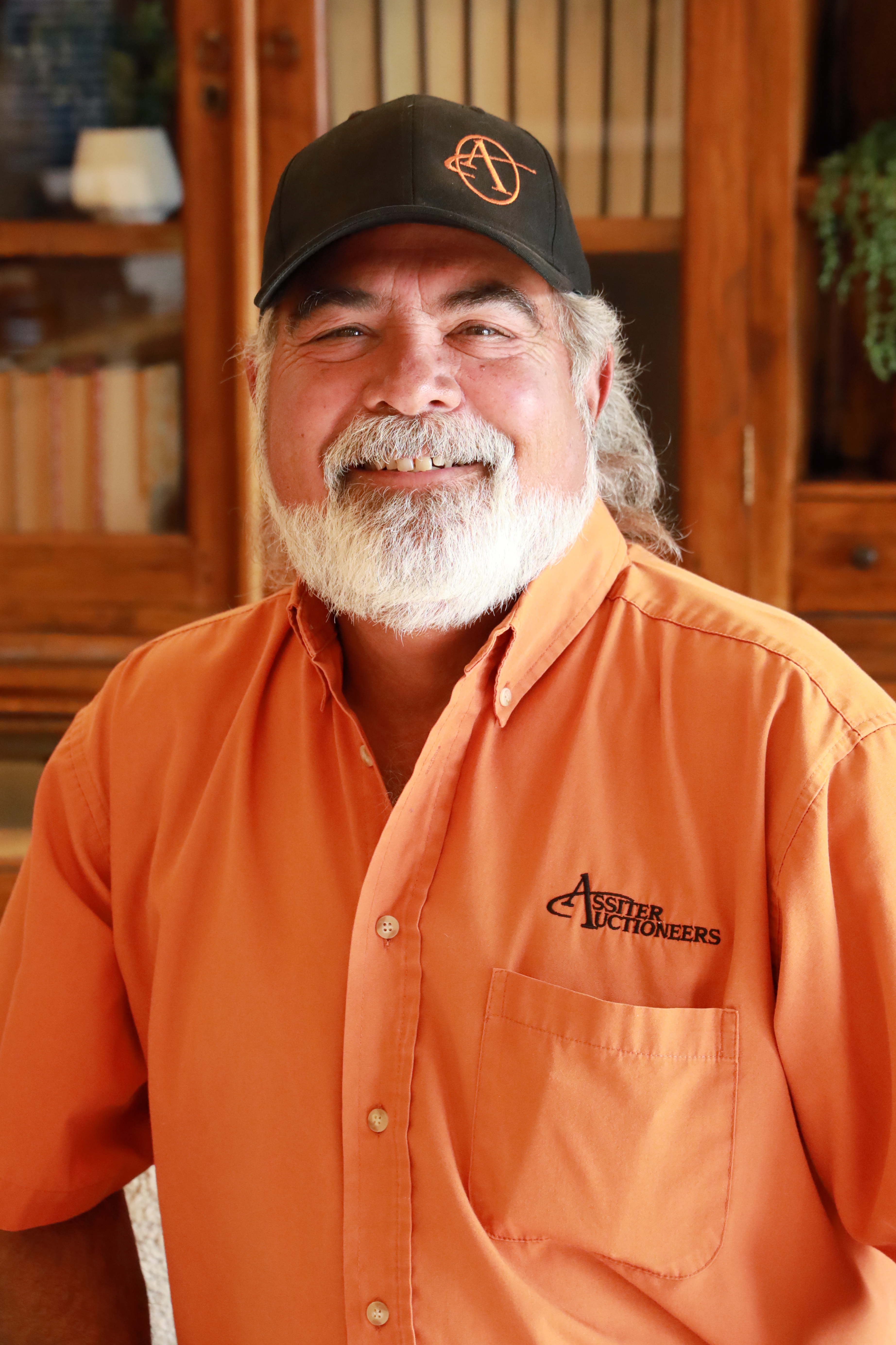 Dale McIlroy, Online Sales & Auctioneer, Assiter Auctioneers