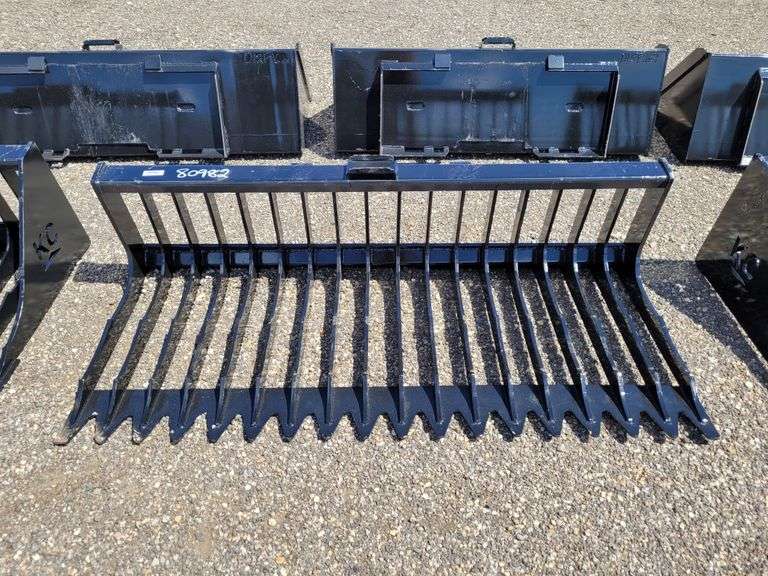 76 in. Skeleton Bucket Low Side