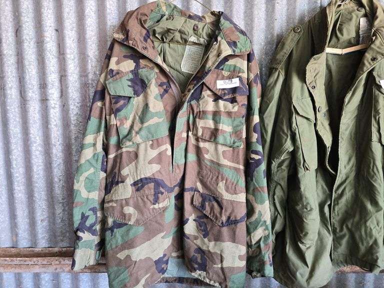 Vintage Camo Jacket sz Small Long