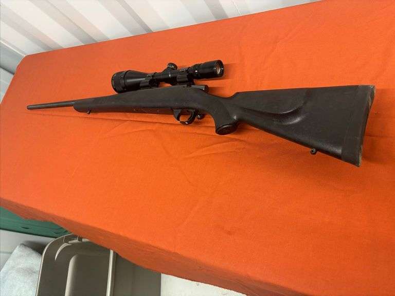 Weatherby 30.06 with Nikon 4x12 Scopes Weatherby  Vanguard  30-06 Caliber    Rifle