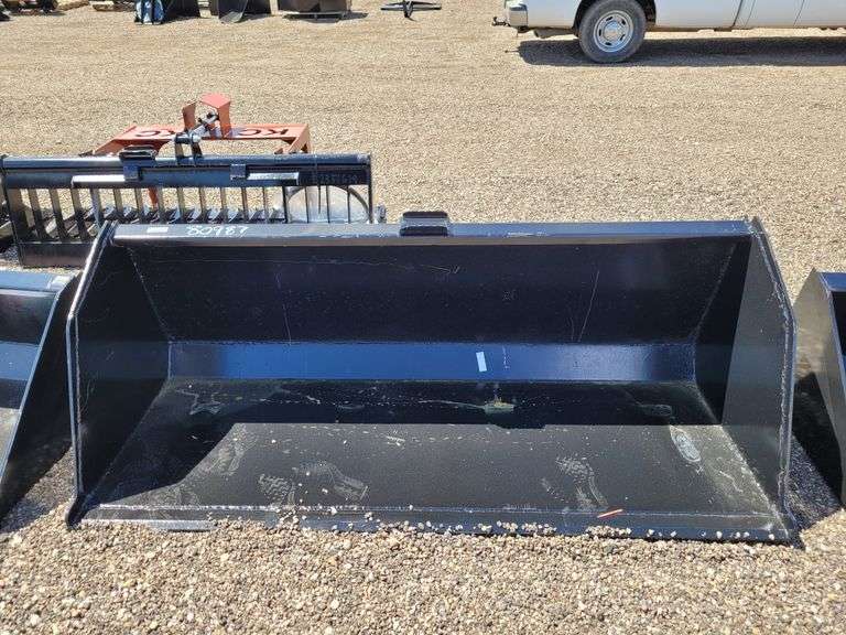 84 in. Skid Steer Snow/Litter Bucket
