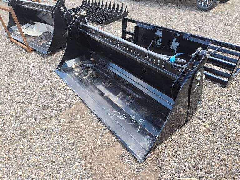 2026 GIYI Skid Steer Quick Attach (72") 4-In 1 Bucket