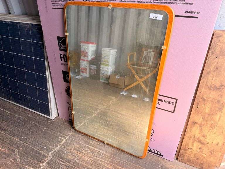 Wooden Back with Rectangular Wall Mirror