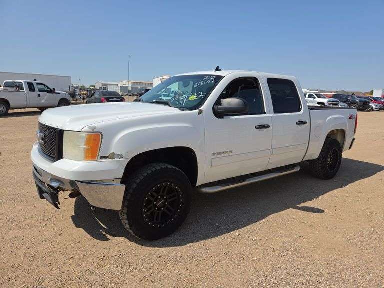 2010 GMC Sierra 1500 SLE Crew Cab 4D