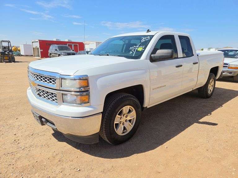 2014  Chevrolet  Silverado 1500 LT   Double Cab 4D