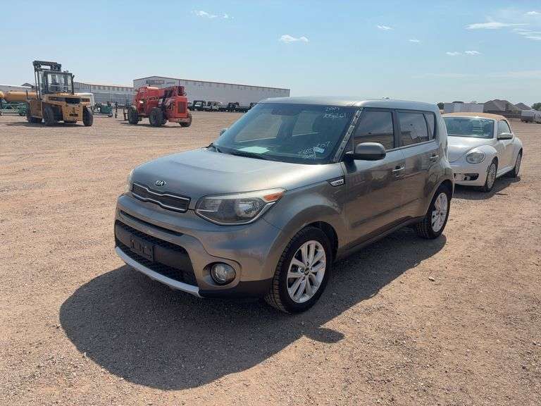 2018 Kia Soul + Wagon 4D