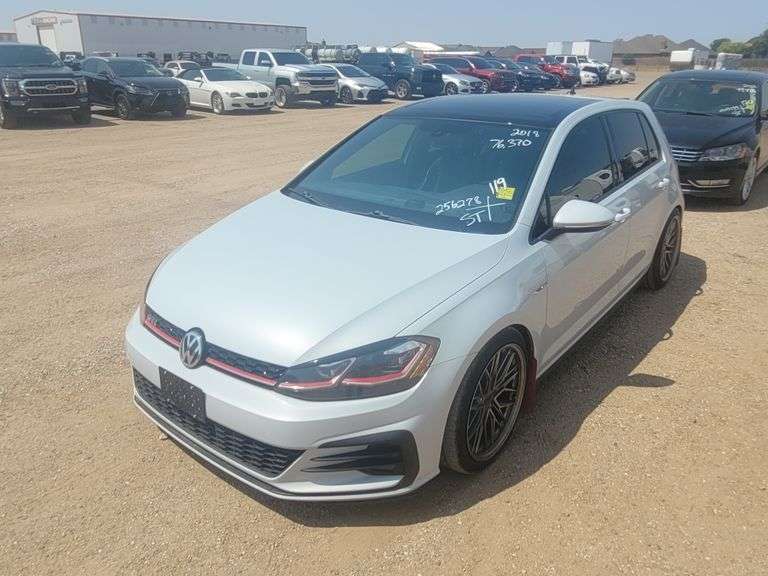 2018 Volkswagen GTI Hatchback 4D