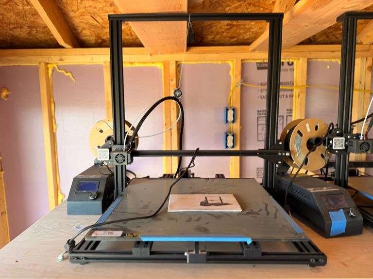 Dual-Extruder 3D Printer with Dual Spool Holders