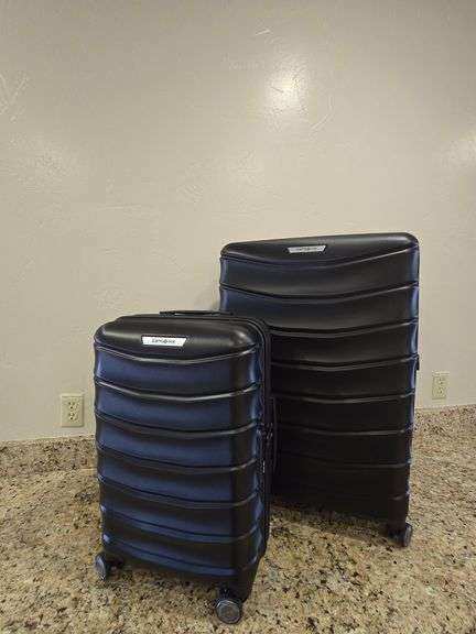 Samsonite Lineate XLT Hardside 2-Piece Luggage Set