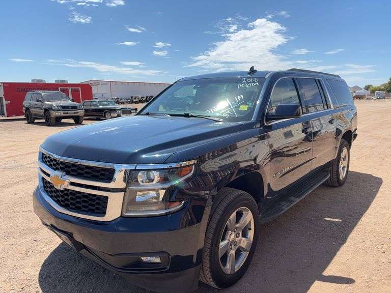 2018  Chevrolet  Suburban 1500 LT  SUV 4D