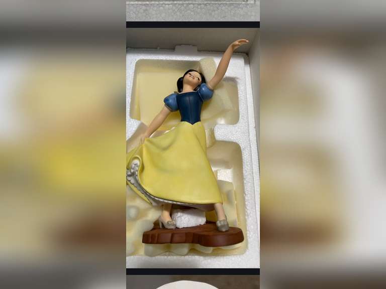 A Rare Disney & American girl dolls Collection!