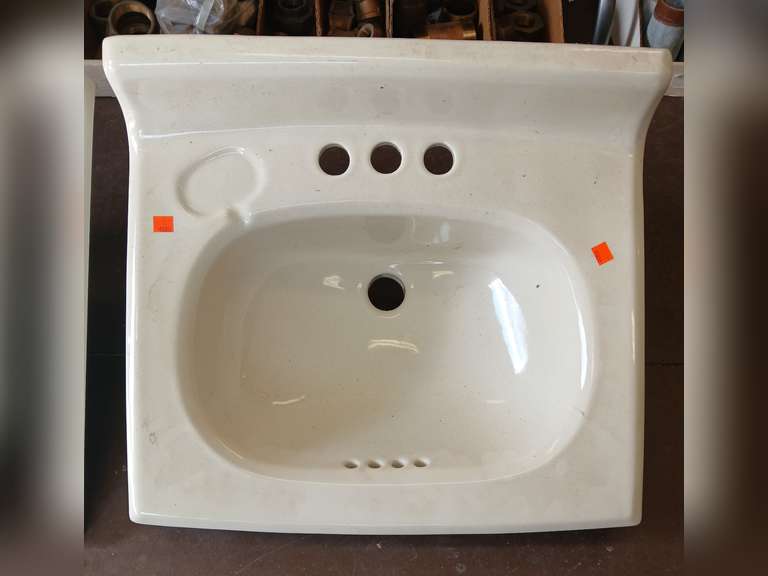 Porcelain single bowl sink, 20x17