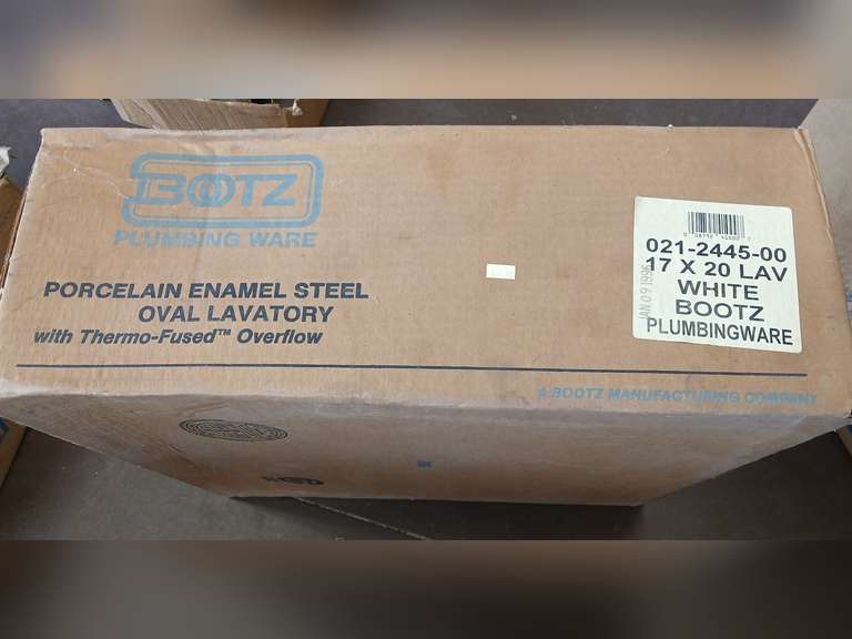 Bootz porcelain enamel steel oval lavatory, 17x20 white