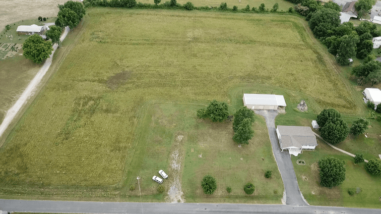 Lot 1