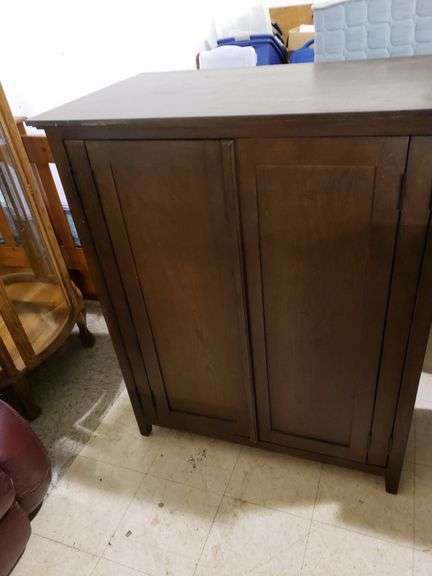 Dark brown tv cabinet 40 inches wide & 4ft tall