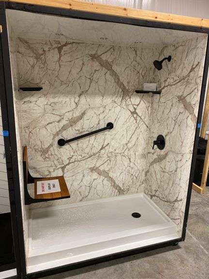 Shower Display Unit with Marble-Style Walls