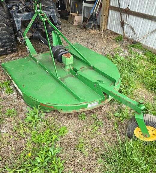 John Deere 3pt brushhog