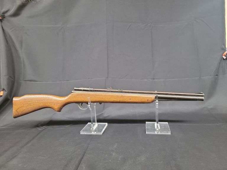 Crossman 140 air rifle  22 cal