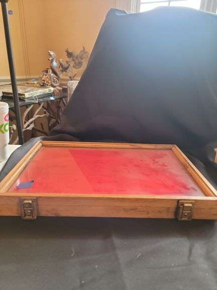 Display box - Advantage Auction