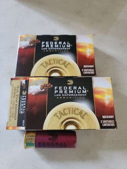 Federal premium law enforcement ammunition 12 gauge 2 3/4-in shotgun shells, two boxes, 10 shells
