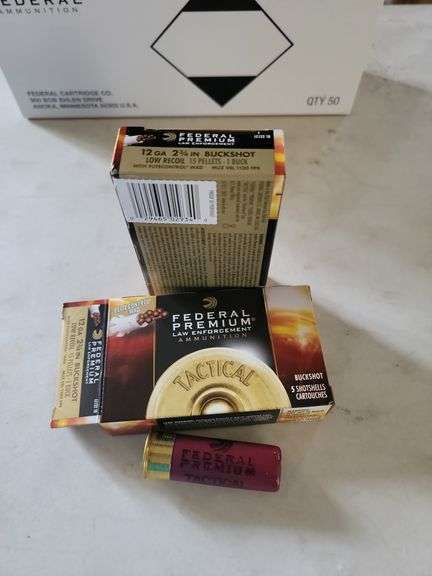 Federal premium law enforcement shotgun shells two boxes , 10 shells,12 gauge 2 3/4 in