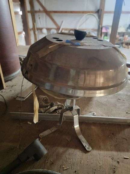 Small propane grill