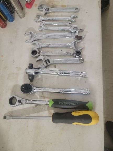 Wrenches, ratchet, crescent wrench