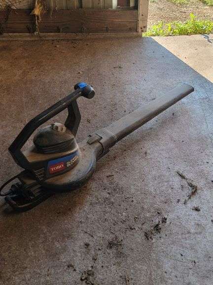 Toro super blower leaf blower