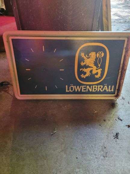 Löwenbräu Illuminated Bar Sign, 1984, Broken