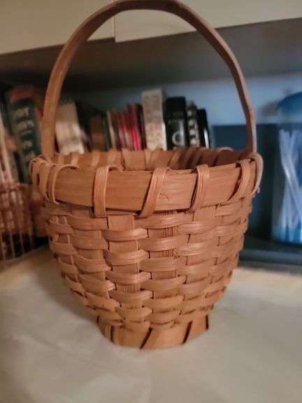 Split wood basket vintage nice condition