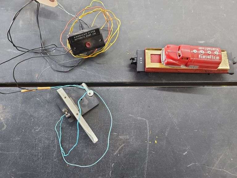 American Flyer Unloading Car, Vintage Toy Ambulance And Automatic Dump Switch. (Untested)