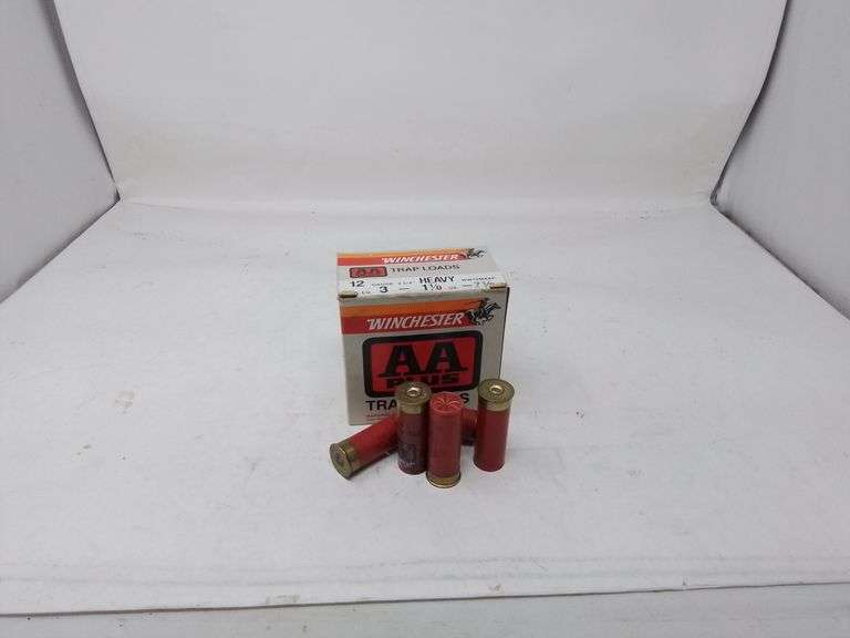 Box Winchester 12ga 2 3/4" 7 1/2 shot AA Heavy Trap Load