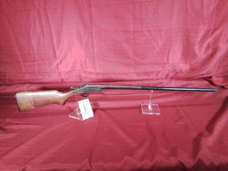 H & R Single Shot 12ga Shotgun