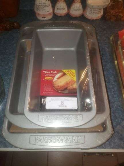 New Farberware Set And Baking Dish