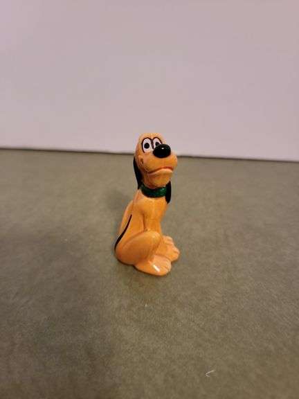 Walt Disney Goofy Figurine